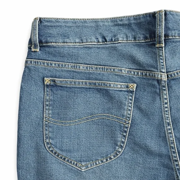 Lee Women's Plus Size Bootcut Jeans 16W Short Mid Rise Blue Denim - Picture 5 of 10